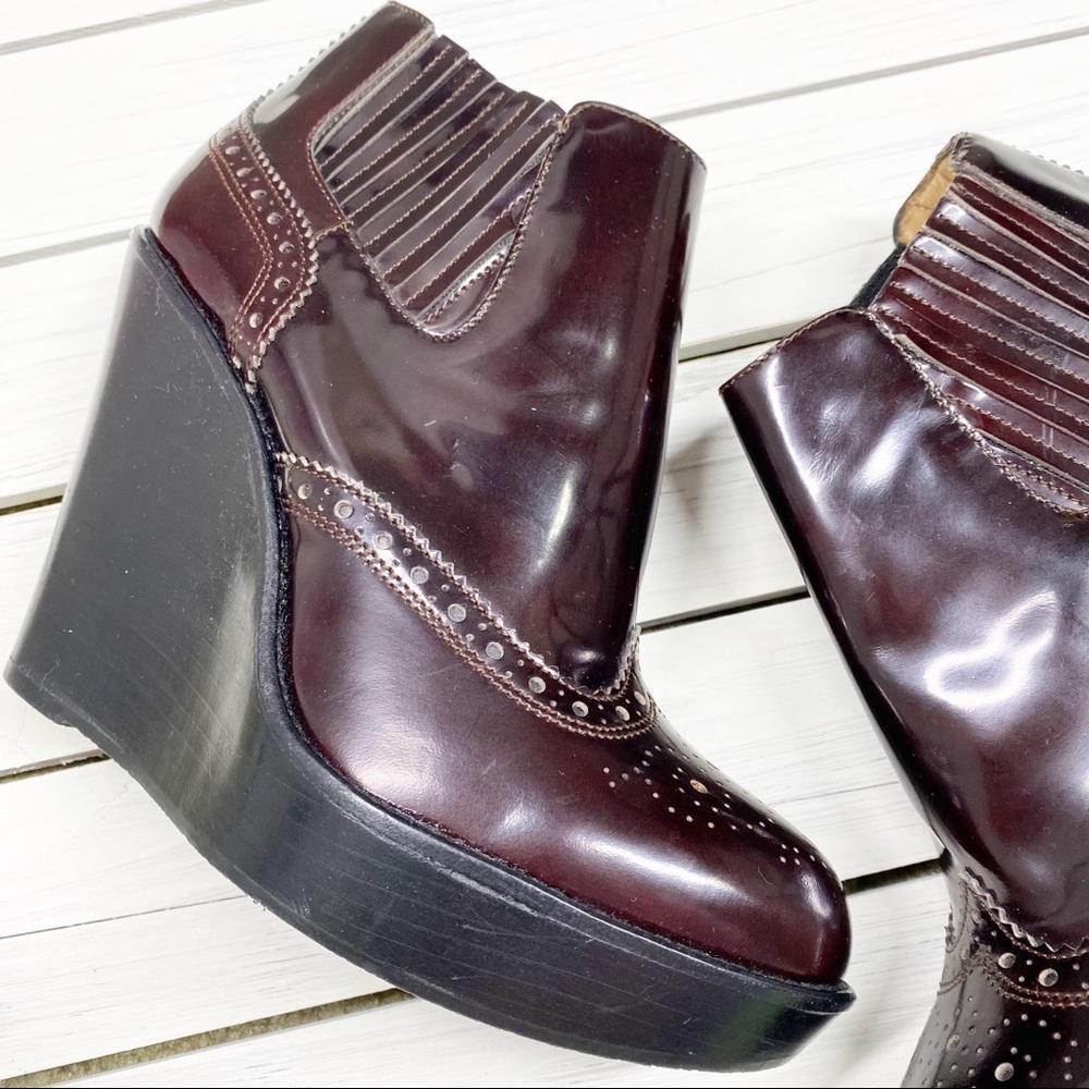 BURBERRY Brogue Chelsea Detailed Wedge Polished Leather Ankle Boots 38 - Picture 6 of 16